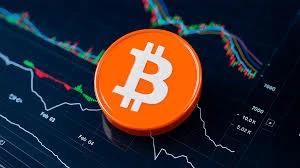 比特币价格突破的核心驱动因素及现货需求如何影响定价？